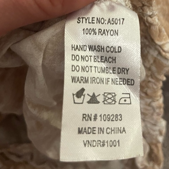 Surf Gypsy- Brown and White Matching Set - Picture 5 of 5